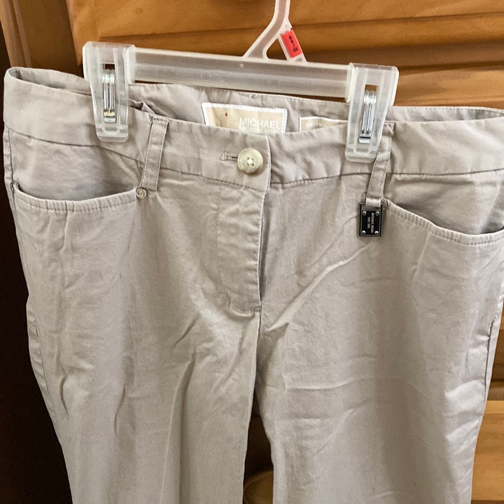 Michael Kors khakis size 2 grammercy fit